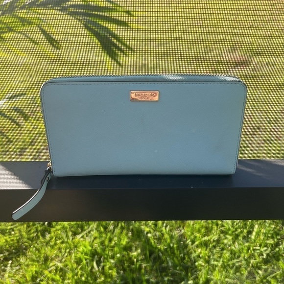 Kate spade zip-up wallet Light Blue - Picture 1 of 9